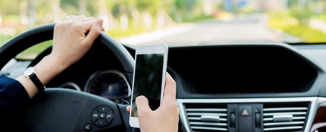 What Is the Fine for Texting While Driving in Los Angeles | M.R. Parker Law, PC