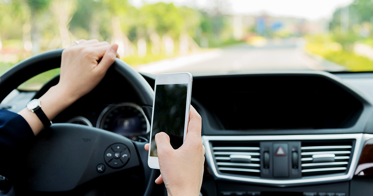 What Is the Fine for Texting While Driving in Los Angeles | M.R. Parker Law, PC